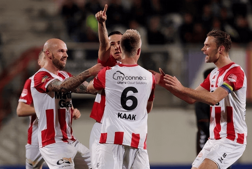 随即以约基 随即以约基